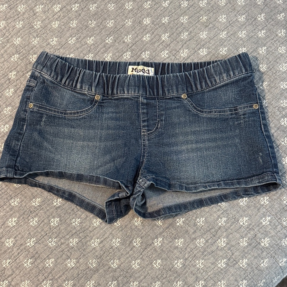 Mudd Women's Dark Blue Jean Shorts